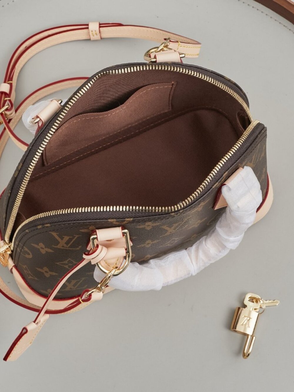 🍷Louis Vuitton Alma BB Mini Shoulder Bag - Picture 9 of 9